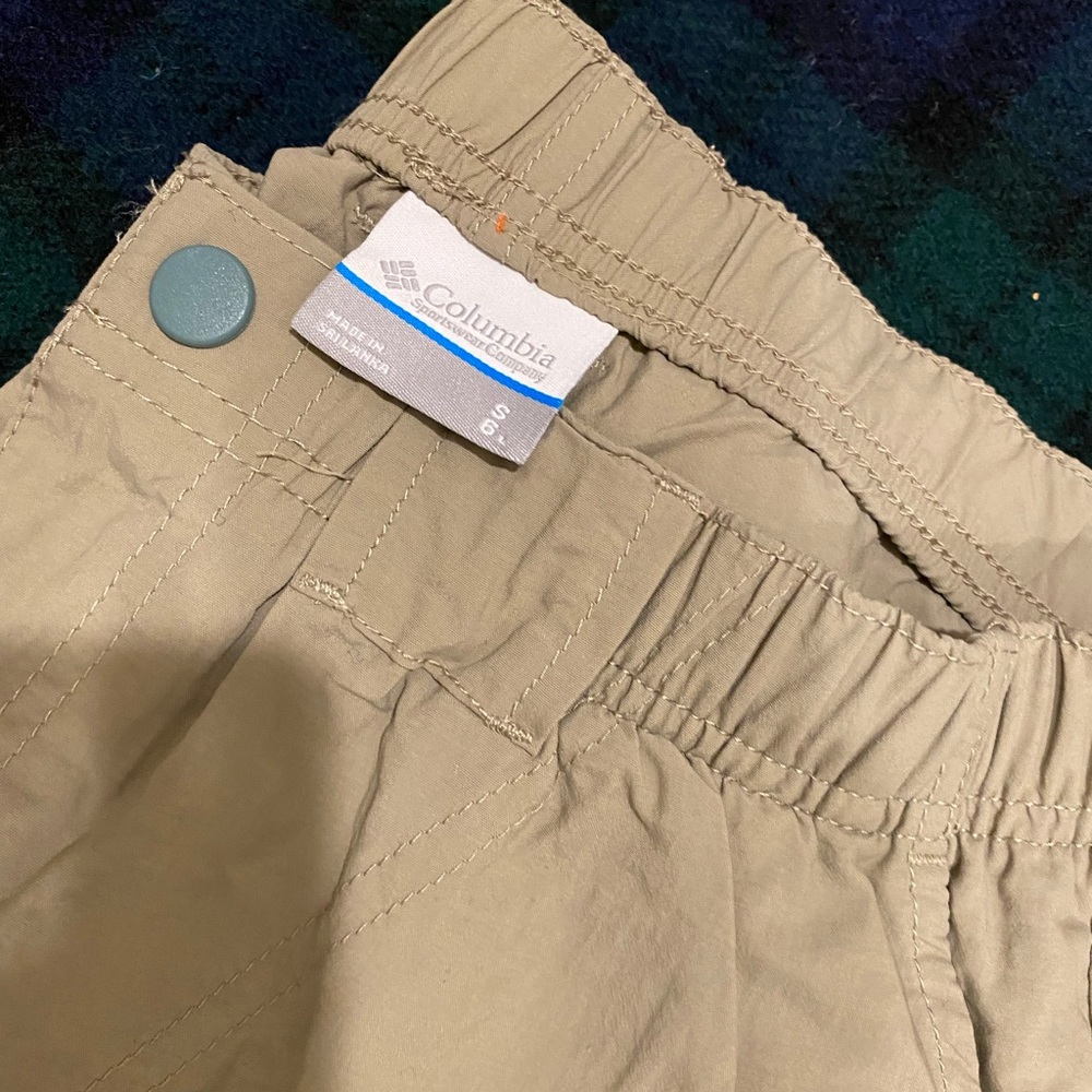 Columbia Womens Athletic Shorts⚡️With pockets & belt around- Quick Dry⚡️Size: 6